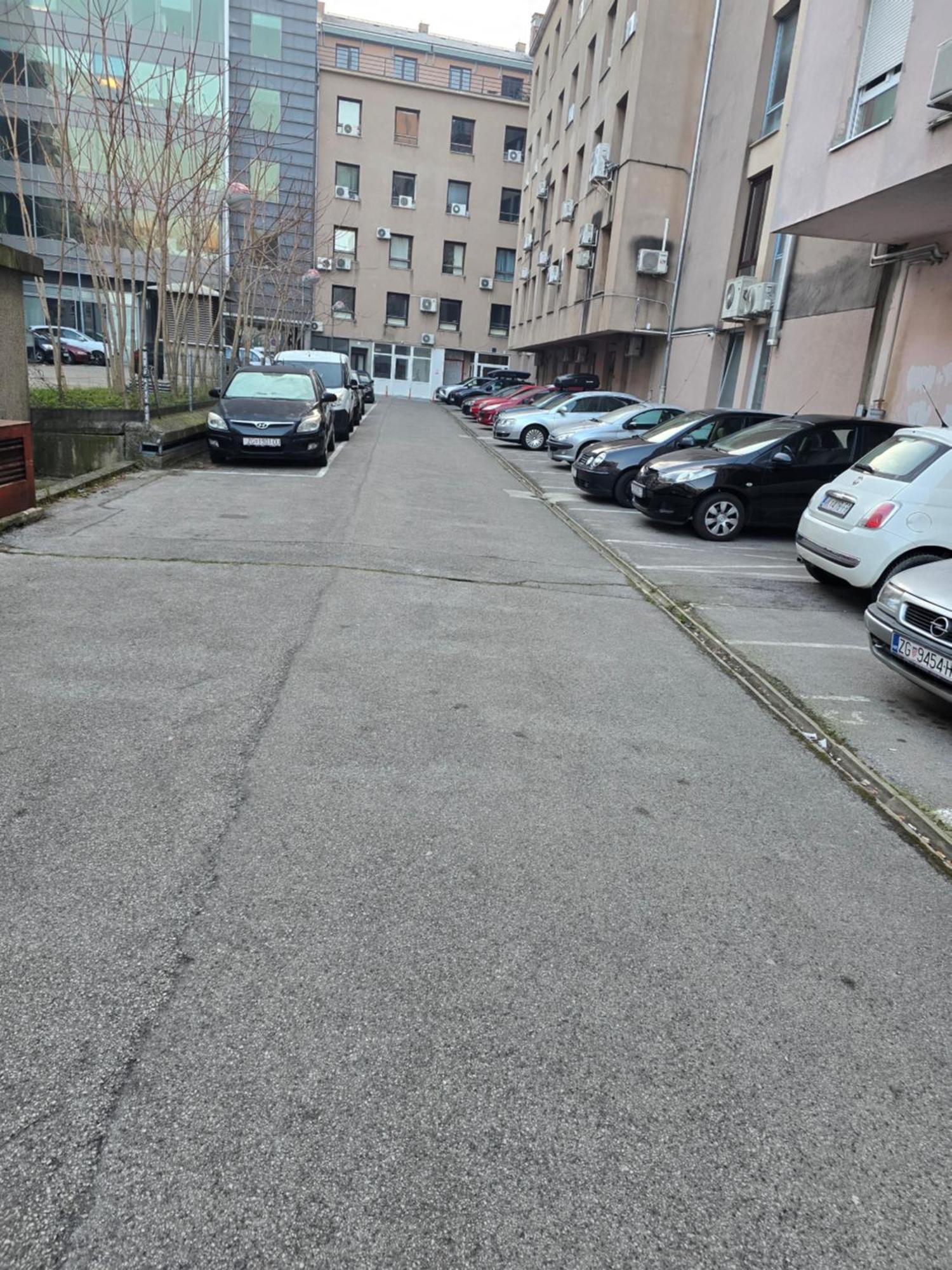 Apartman Zagreb Cca 42M2 With Free Parking 外观 照片